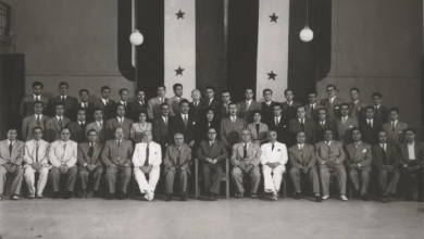 أساتذة كلية الطب مع خريجي السنة الدراسية 1953 – 1954