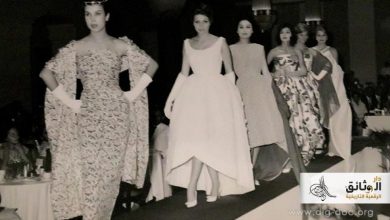 فتيات في استعراض أزياء في حلب عام 1958م