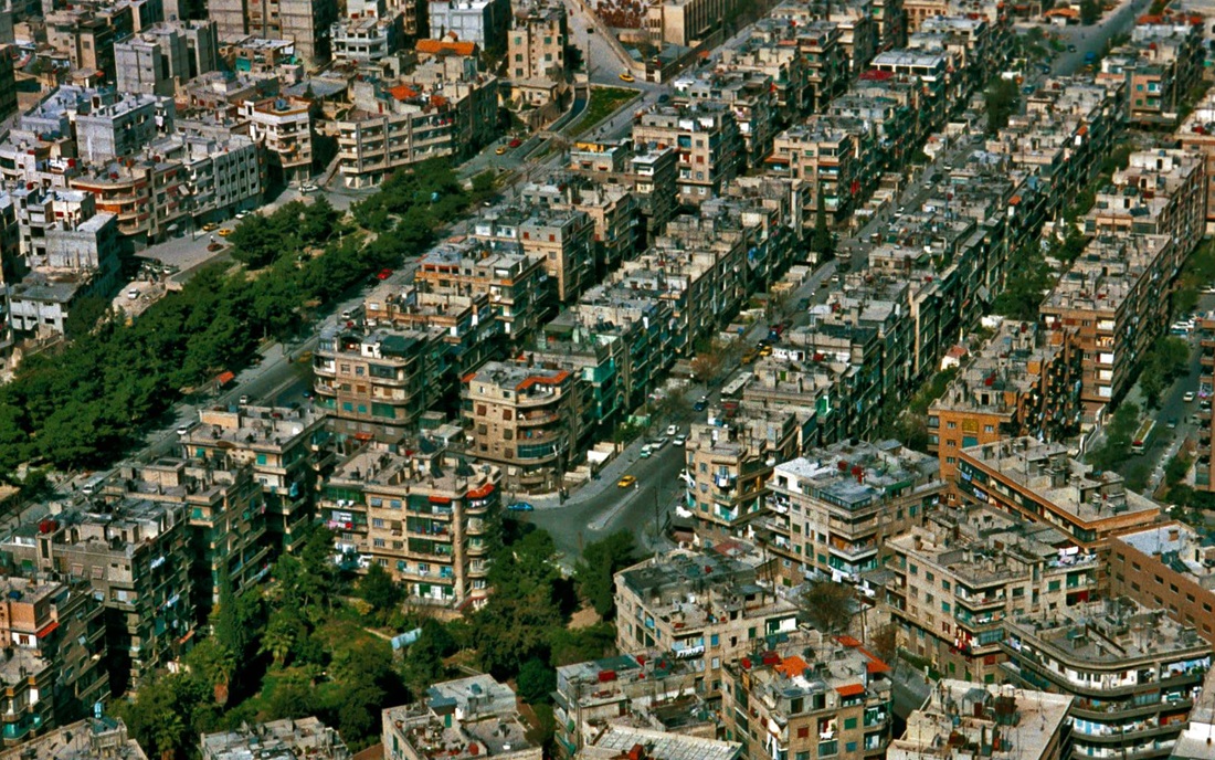 صورة جوية لحي ركن الدين في دمشق عام 1993