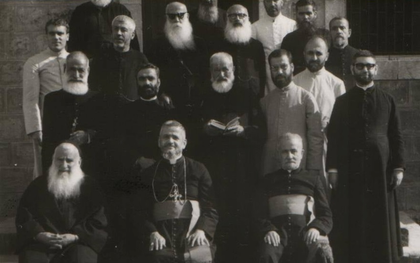 رجال دين في الأبرشية المارونية في اللاذقية في أربعينيات القرن العشرين