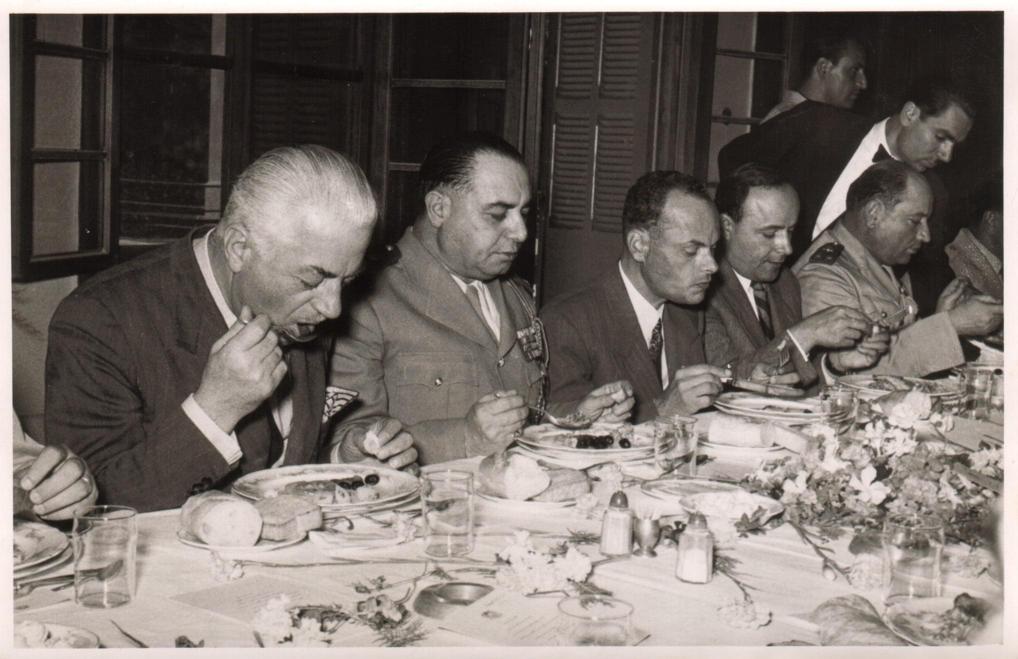 التاريخ السوري المعاصر - بهيج كلاس وعادل أرسلان مع حسني الزعيم في بلودان عام 1949