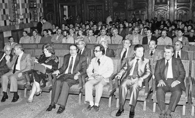 التاريخ السوري المعاصر - محمود الزعبي،نجاح العطار ومحمد سلمان في حفل تكريم الفنانين التشكيليين 1989