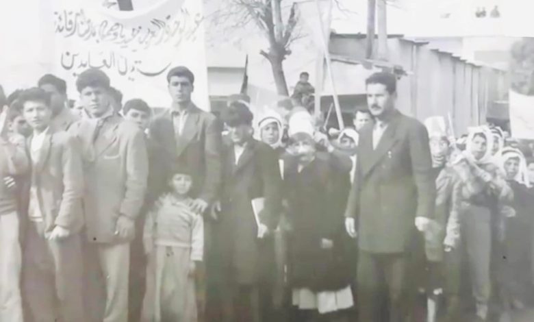 التاريخ السوري المعاصر - مسيرة مدرسة زين العابدين في سلمية تأييداً للوحدة بين سورية ومصر عام 1958