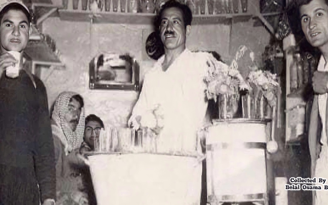 محل حلويات حج أبو اللبن في دير الزور