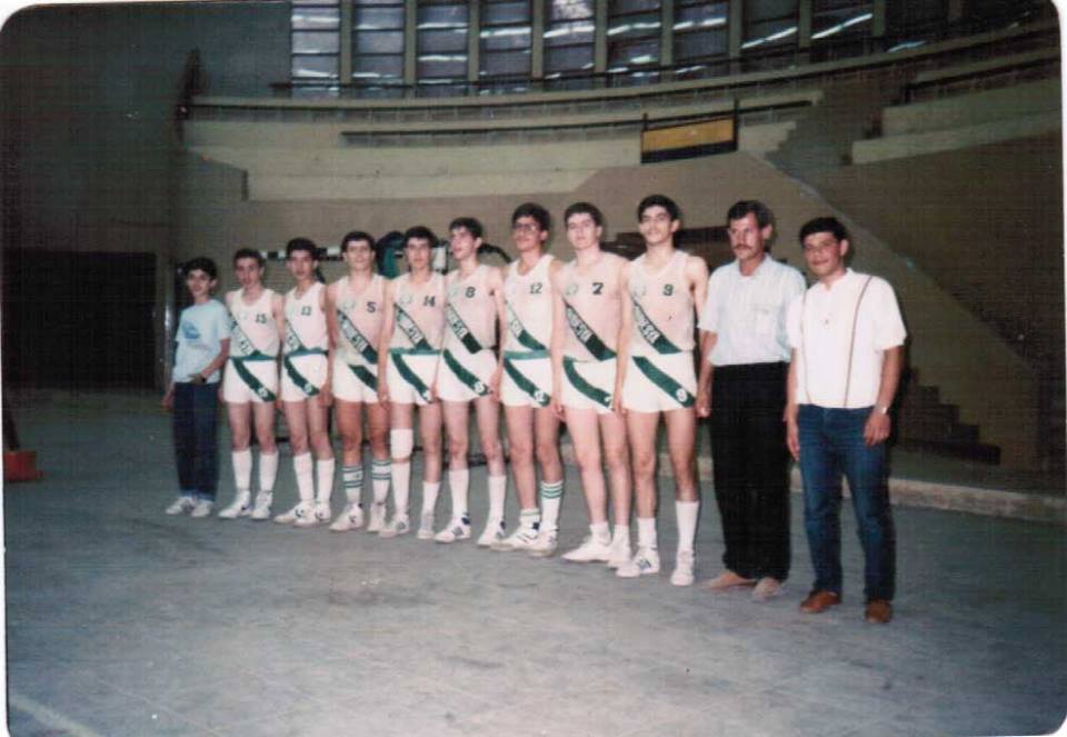 التاريخ السوري المعاصر - لقطة من بطولة الدوري العام للاشبال بكرة السلة في صالة حمص عام 1983م