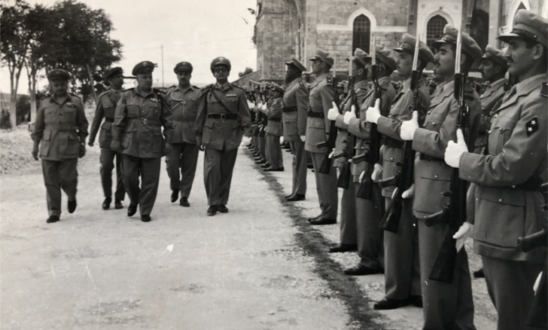 جمال الفيصل في حفل تخريج ضباط الاحتياط في حلب 1958 (5)
