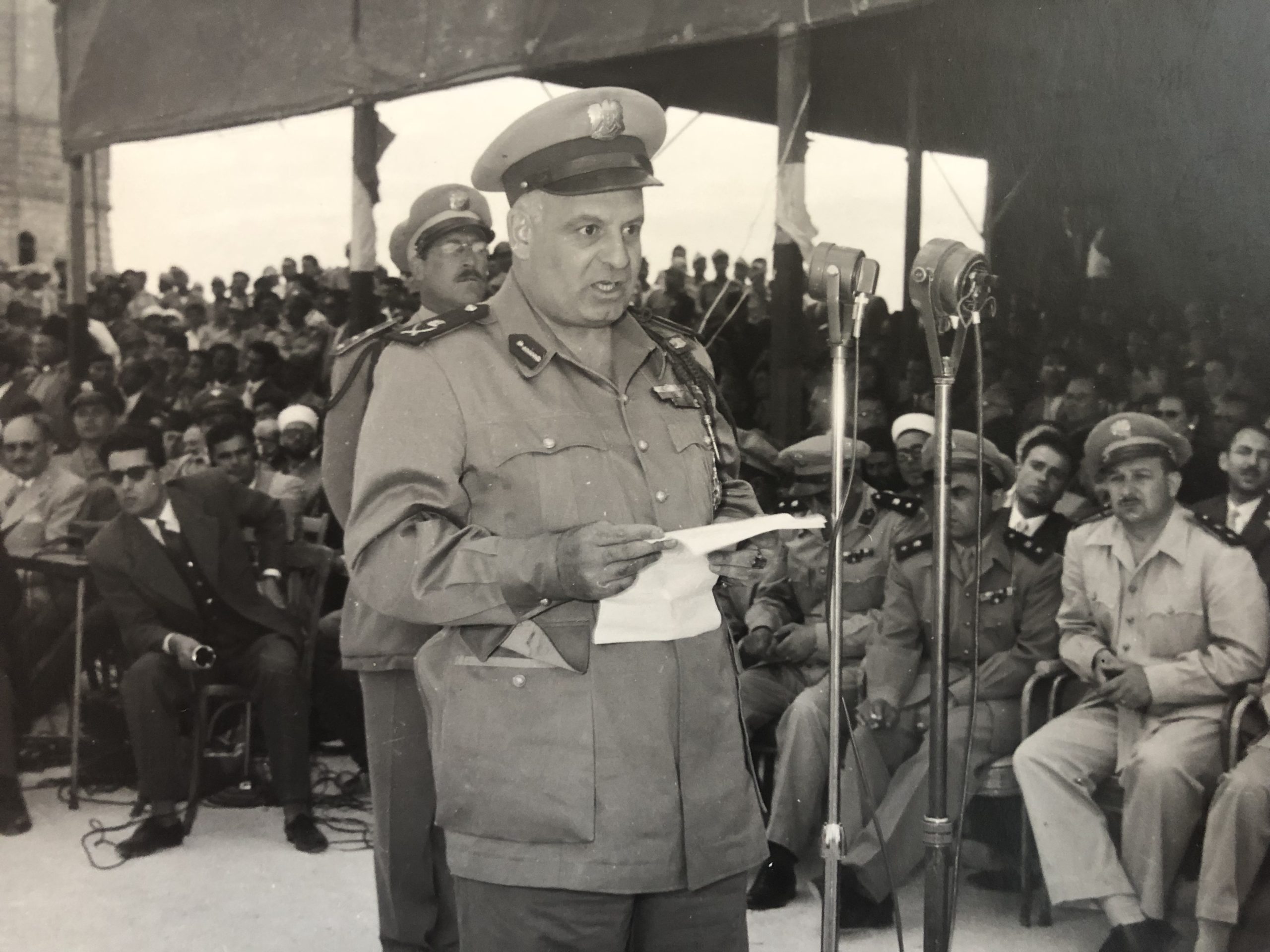 التاريخ السوري المعاصر - جمال الفيصل يلقي كلمة في حفل تخريج ضباط الاحتياط تموز 1958