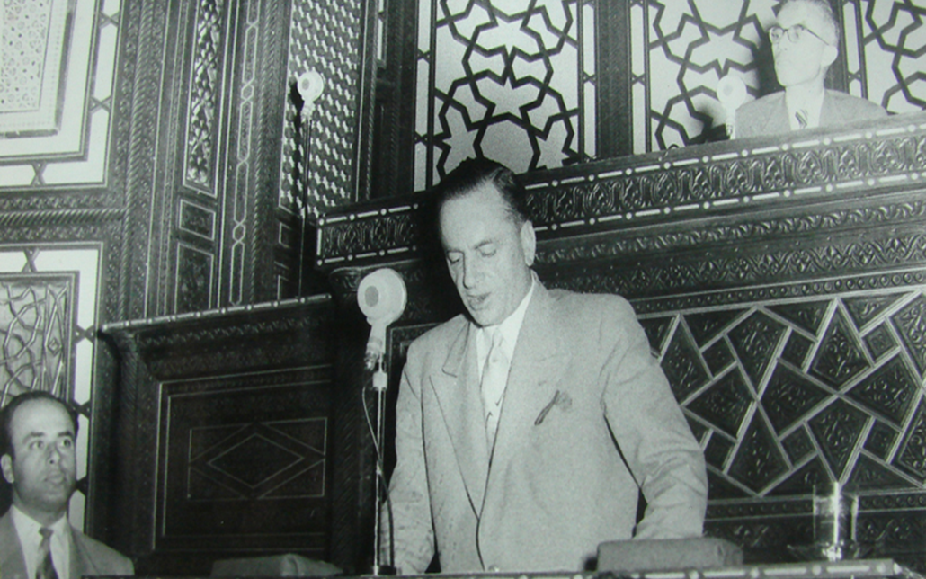 عدنان الأتاسي خطيباً في مجلس النواب