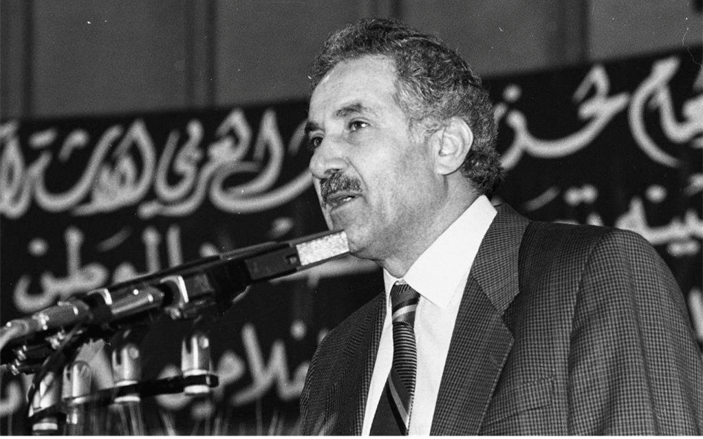 سليمان قداح في المهرجان الخطابي بمناسبة 8 آذار عام 1991م