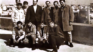 صورة جماعية على سطح مدرسة الزهراوي بحمص عام 1971