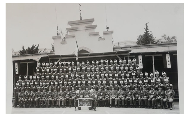 خريجو الكلية العسكرية دورة "أدهم كنيفاتي" عام 1963م