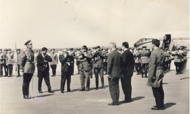 نور الدين الأتاسي ورئيس جمهوريات الاتحاد السوفيتي في موسكو عام 1967