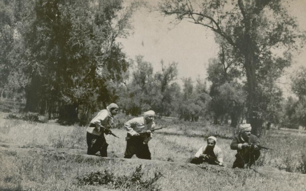 المقاومة الفلسطينية أثناء التدريب في سورية في ثمانينيات القرن العشرين