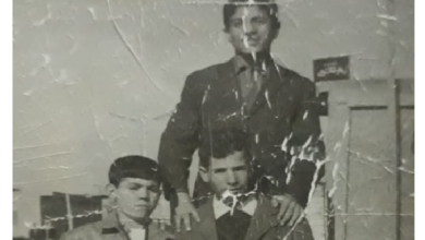 طلاب من الصف الخامس في مدرسة معاوية في الرقة عام 1967م