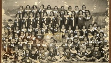 طلاب في مدرسة البنات للروم الأرثوذوكس في حماة عام 1927