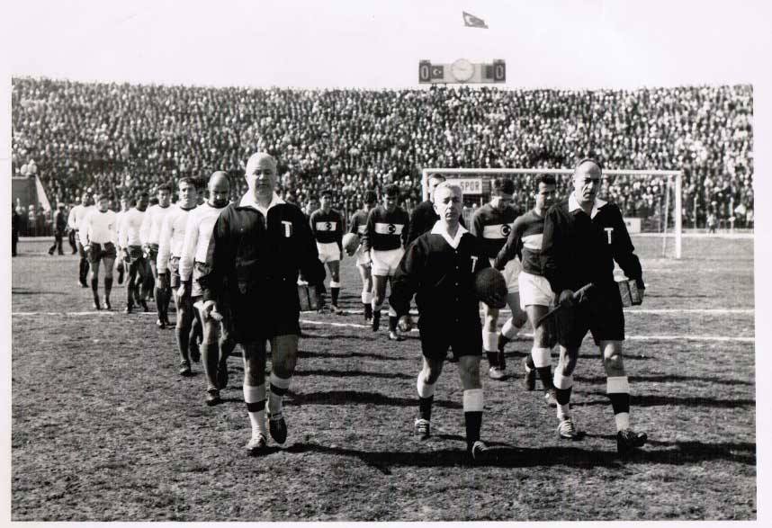 التاريخ السوري المعاصر - الحكام السوريون في مباراة تركية والبرتغال في أنقرة عام 1965