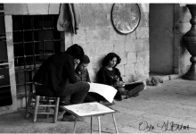 التاريخ السوري المعاصر - طلبة كلية الفنون الجميلة في التكية السليمانية بدمشق عام 1982