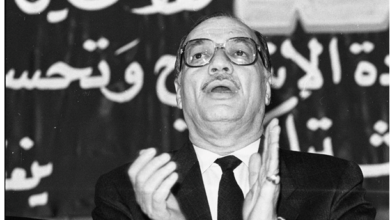 عبد القادر قدورة في المهرجان الخطابي بمناسبة 8 آذار عام 1991م