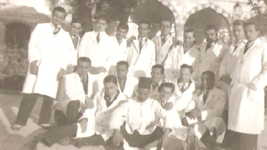التاريخ السوري المعاصر - طلاب صف التأهيل في المعهد الطبي في الجامعة السورية عام 1933م