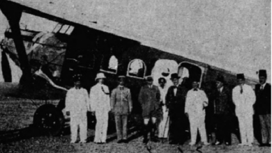 المندوب الفرنسي بدمشق مع محمد علي العابد في ذكرى عيد شركة الطيران الدمشقية عام 1932