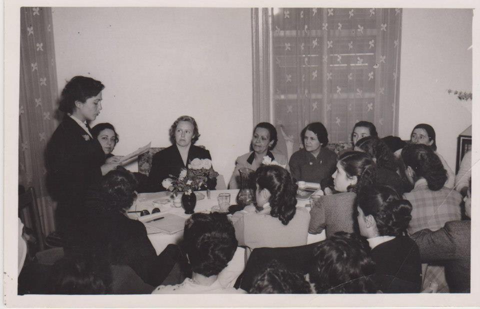 التاريخ السوري المعاصر - Women at the Childhood and Motherhood Organization conference in Damascus in 1955