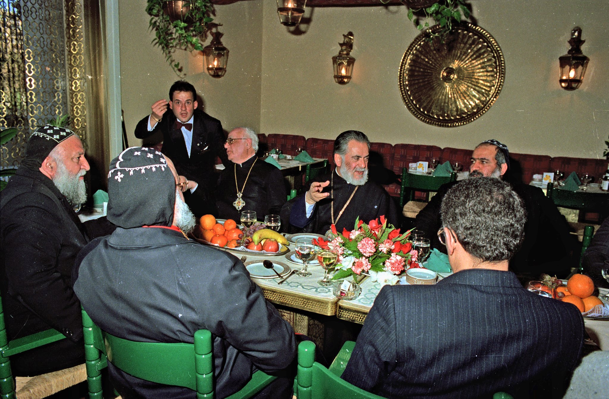التاريخ السوري المعاصر - مشاركون في مؤتمر مجلس كنائس الشرق الأوسط في دمشق عام 1988