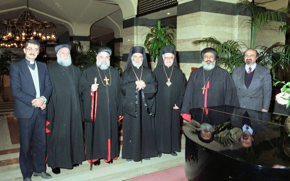 مشاركون في مؤتمر مجلس كنائس الشرق الأوسط في دمشق عام 1988