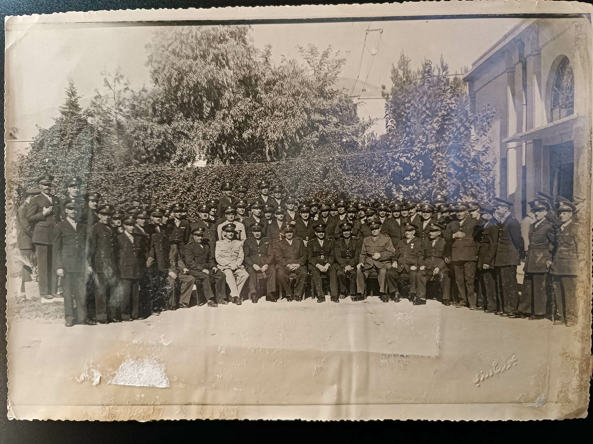 التاريخ السوري المعاصر - مجموعة من ضباط الجيش في الكلية العسكرية بحمص في خمسينيات القرن العشرين
