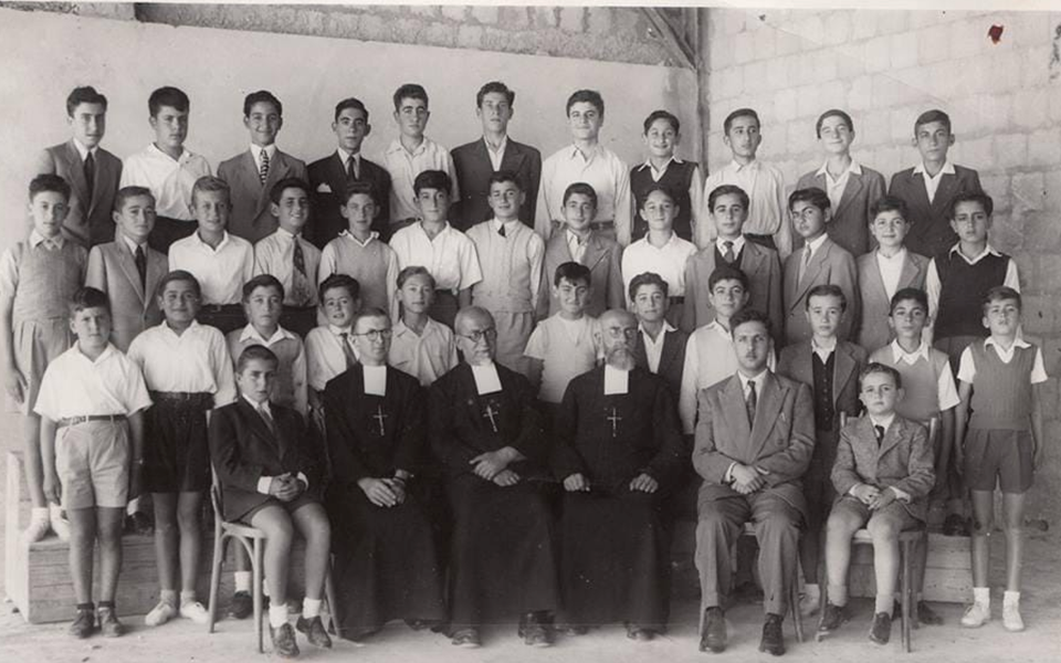 أحد صفوف مدرسة الإخوة المريميين - معهد شمبانياه في حلب عام 1952