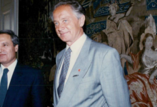 فاروق الشرع ووزير الخارجية السويدي ستين أندرسونو عام 1989م