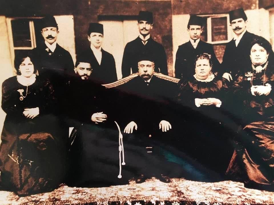 التاريخ السوري المعاصر - عائلة الكونت طوروس دي شادارافيا في حلب أواخر القرن التاسع عشر