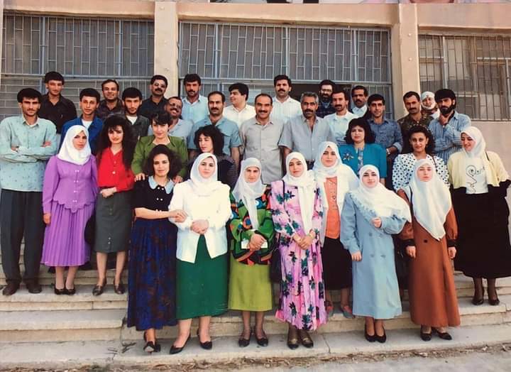 التاريخ السوري المعاصر - الهيئة التعليمية لثانوية المعري في الرقة عام 1992م