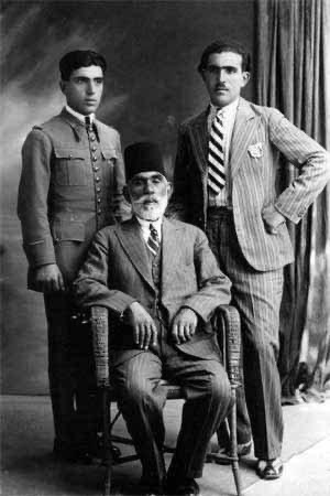 التاريخ السوري المعاصر - حسن آغا الشيشكلي وأولاده أديب وصلاح عام 1933م