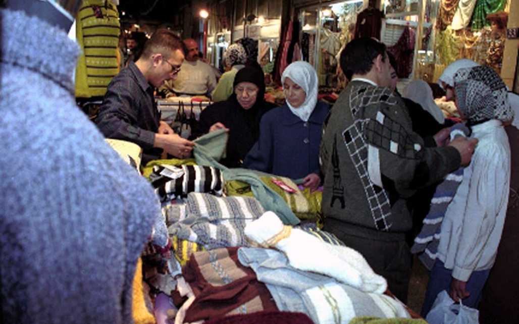 الحياة اليومية في سوق الحميدية بدمشق عام 1999