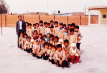 طلاب الصف الرابع في مدرسة الفاروق بالرقة عام 1981م