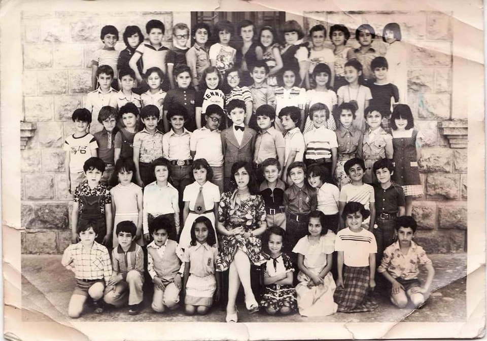 التاريخ السوري المعاصر - طلاب الصف الثالث الابتدائي في مدرسة الأميركان في حلب عام 1978م