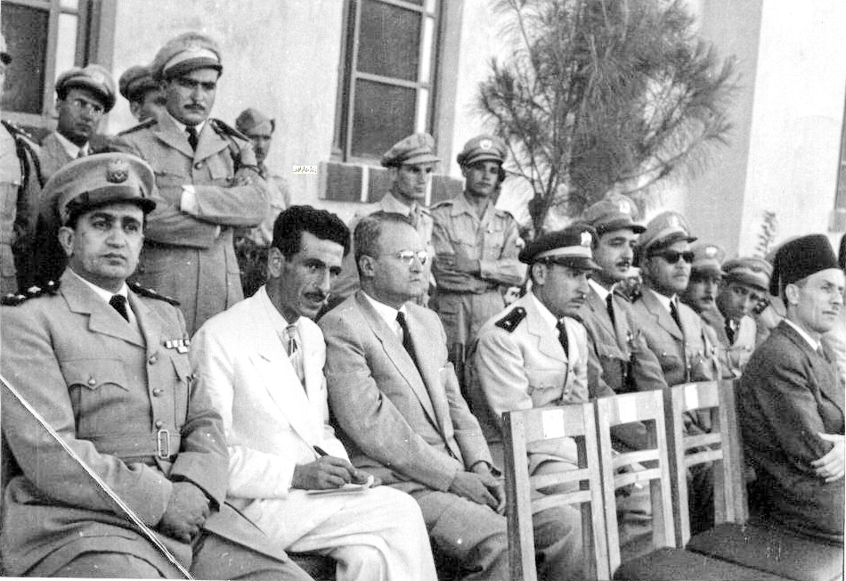 التاريخ السوري المعاصر - العقيد توفيق نظام الدين في احدى المناسبات العسكرية عام 1950 - 1951