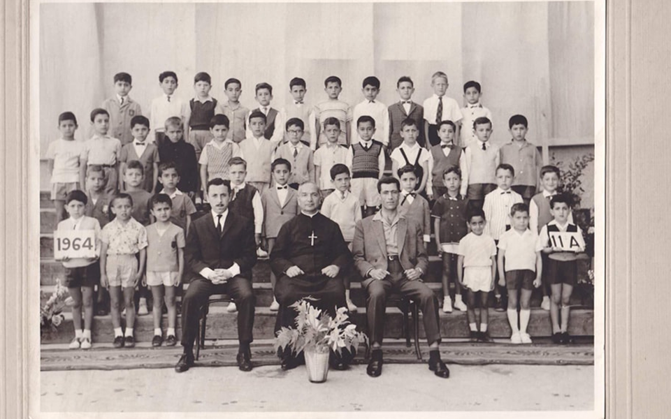 التاريخ السوري المعاصر - إحدى صفوف مدرسة الإخوة المريميين - معهد شمبانياه في حلب عام 1964