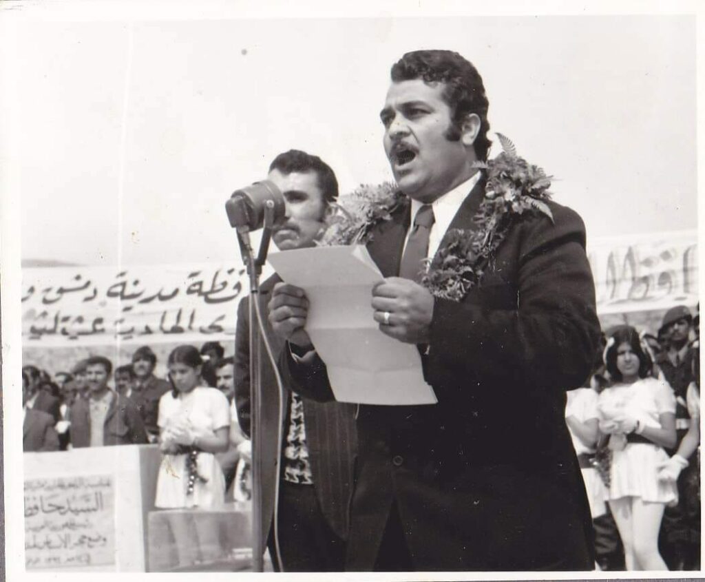 التاريخ السوري المعاصر - الدكتور رضا أصفهاني رئيس لجنة المنشأت الرياضية في سورية 1974م