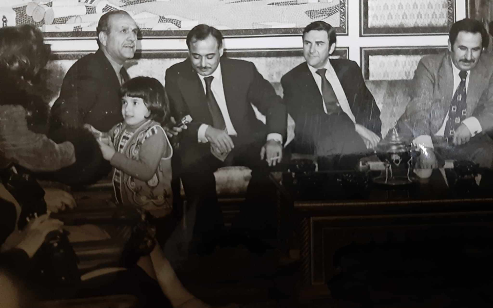 محمد الخولي، أحمد عنتر، وموفق الخاني مع مندوب شركة بوينغ في مطار دمشق الدولي 1976م