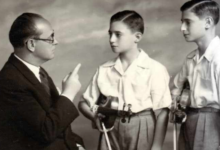 الأخوان ضياء ونجمي السكري مع الأستاذ الروسي ميشيل بوريزنكو في حلب 1951