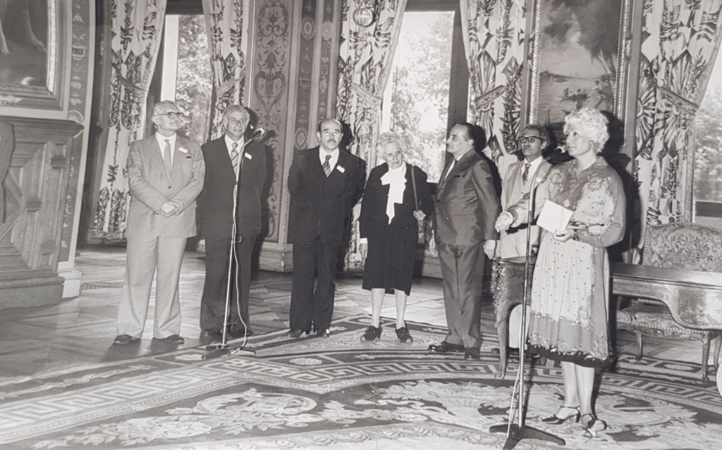 د.عدنان البني ونسيب صليبي في باريس عام 1980م