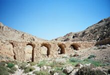 جسر الخمس قناطر على نهر المرا