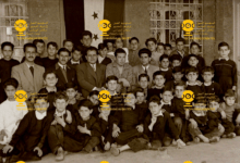 معلمو وتلاميذ مدرسة الجهاد الإبتدائية في السويداء عام 1955م (1)