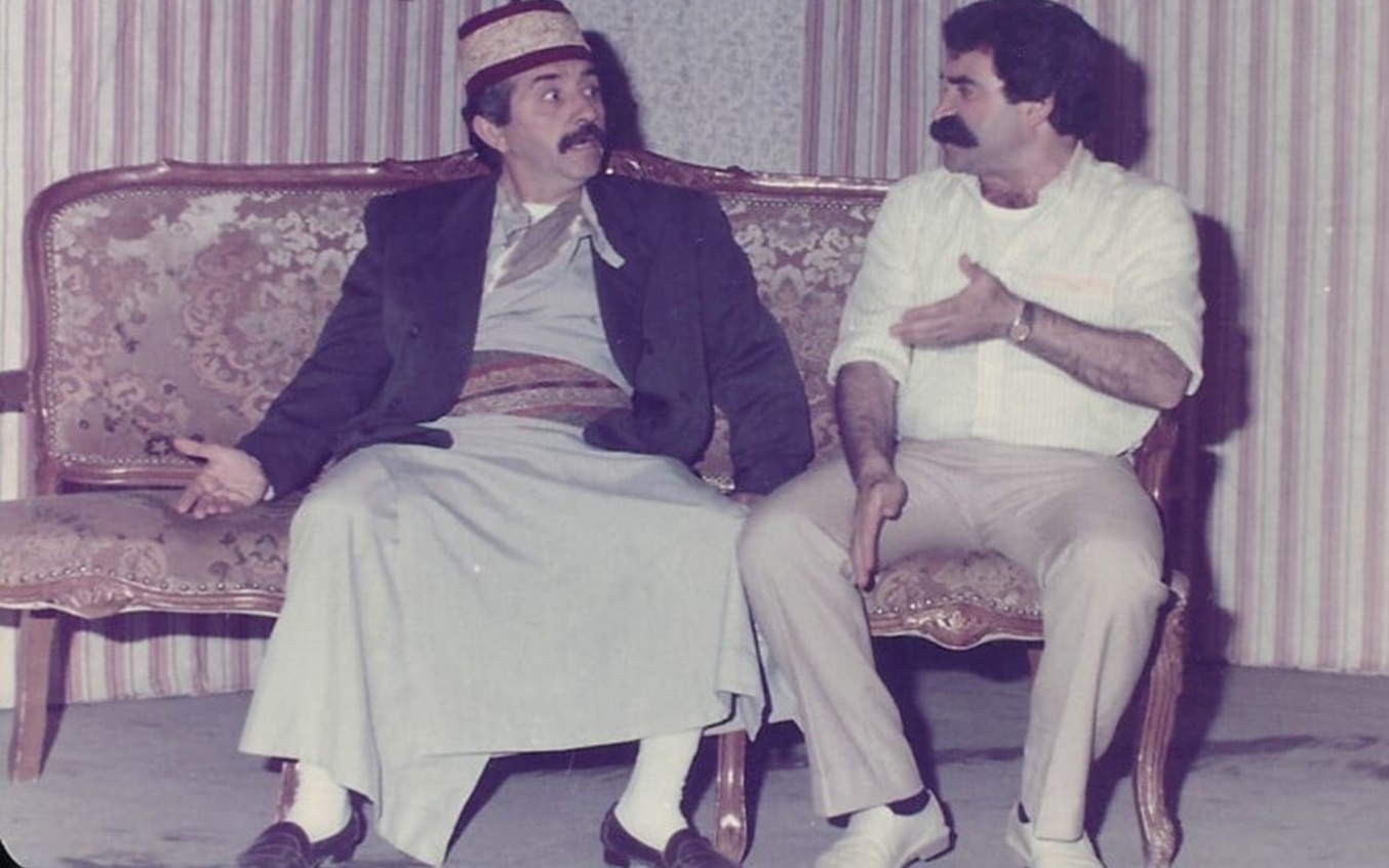 عبد الوهاب الجرّاح وغسان مكانسي في مسرحية بدي أتجوز في ثمانينيات القرن العشرين