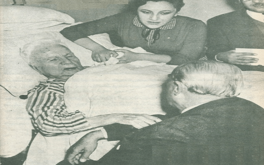 شكري القوتلي في زيارة فارس الخوري في مشفى المجتهد عام 1961م