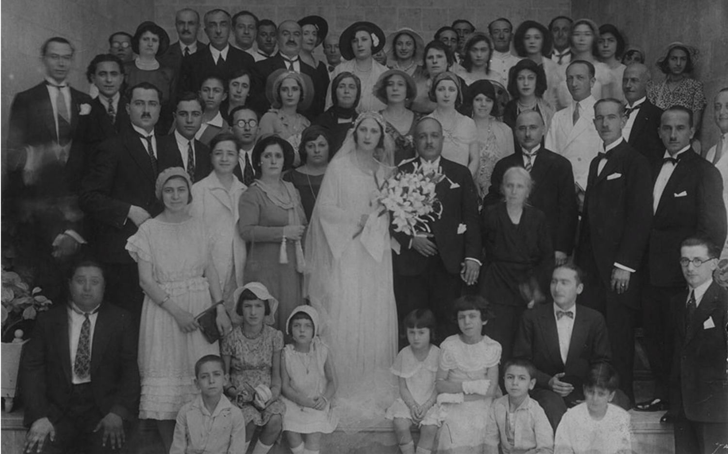 من حفل زفاف ميشيل بخاش وغيتا صباغ في حلب 1933