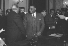 الرئيسان شكري القوتلي وجمال عبد الناصر عند توقيع ميثاق الوحدة عام 1958