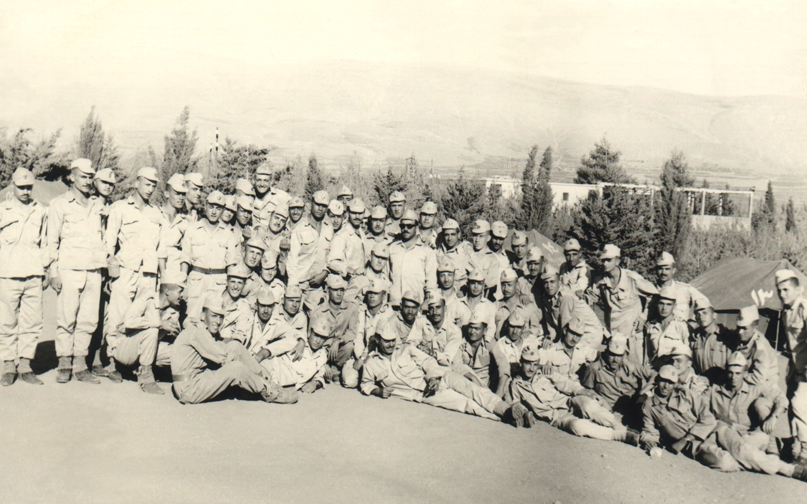 طلاب دار المعلمين في معسكر الفتوة في الزبداني عام 1964م