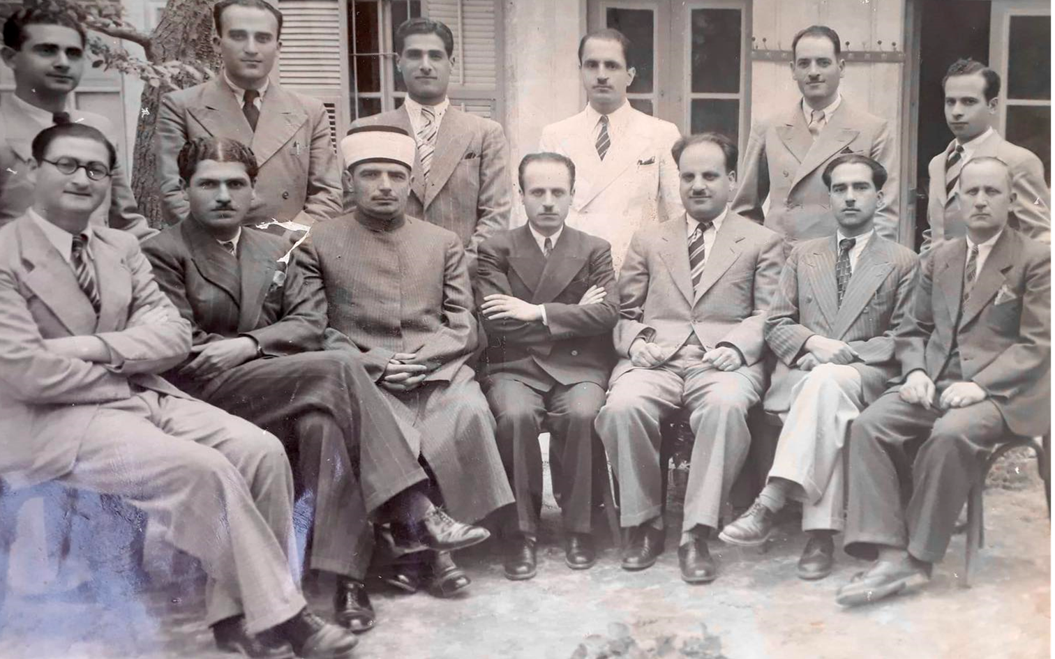 مدرسو مدرسة التجهيز الاولى في حلب ثلاثينيات القرن العشرين